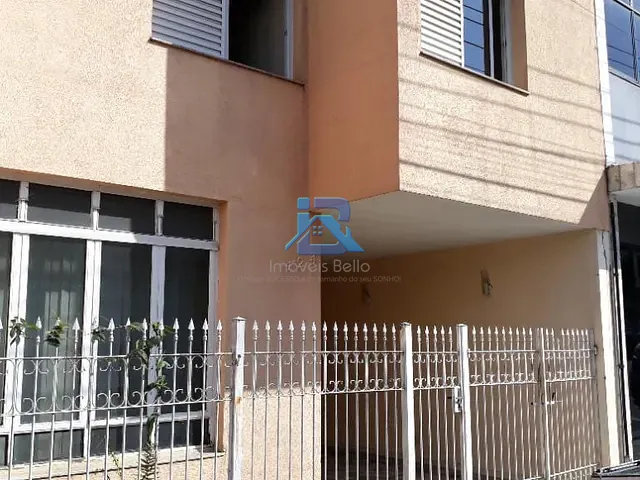 Casa com 95m² 3 quartos e 3 banheiros, à venda ou para alugar, no bairro Centro em Itatiba