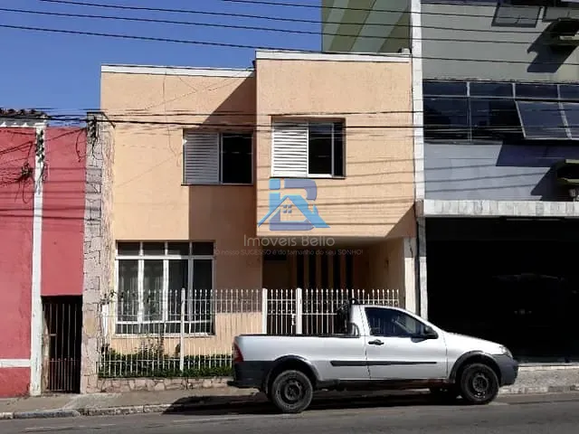 Casa com 95m² 3 quartos e 3 banheiros, à venda ou para alugar, no bairro Centro em Itatiba