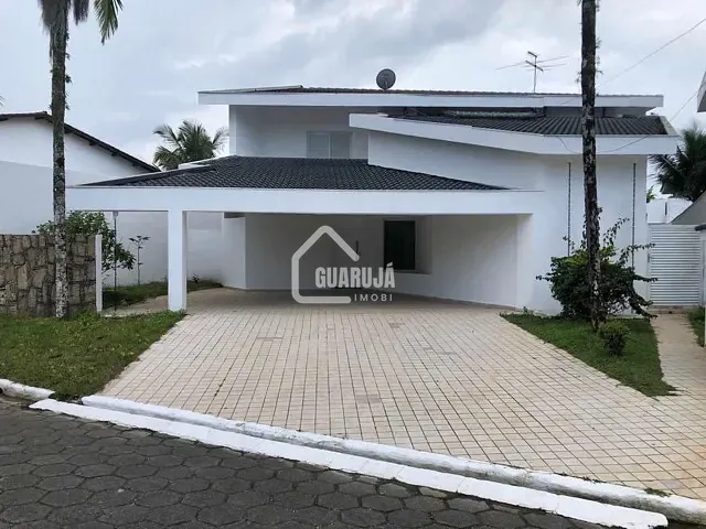 Casa 4 quartos e 4 banheiros, para alugar, no bairro Jardim Acapulco em Guarujá