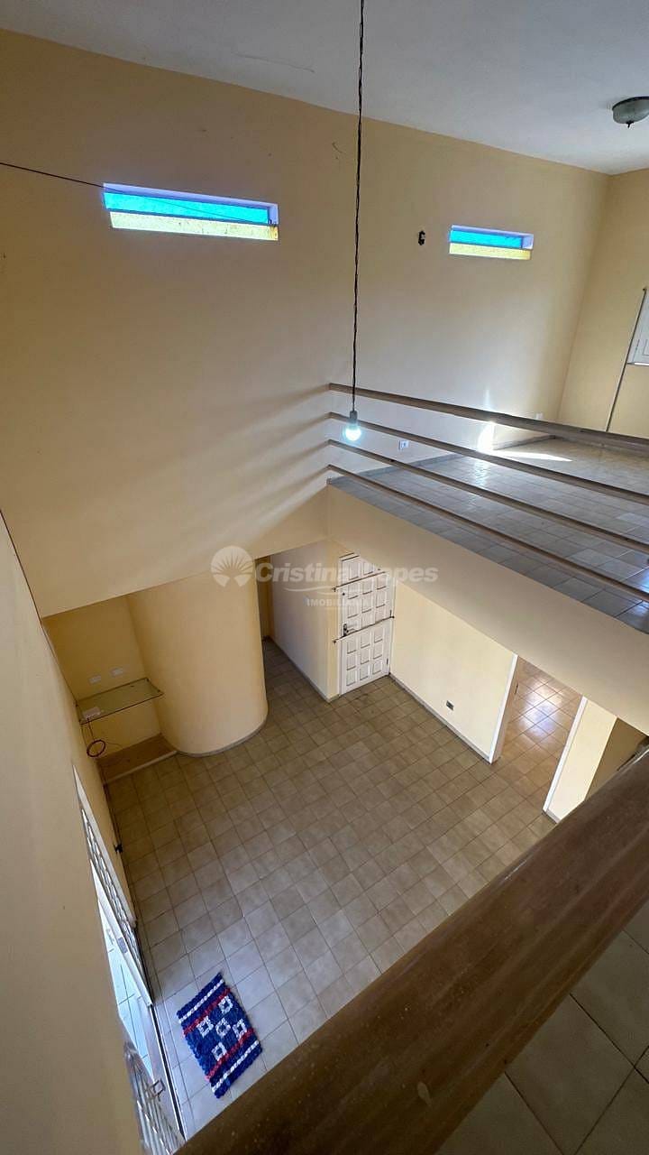 Casa à venda com 4 quartos, 354m² - Foto 7