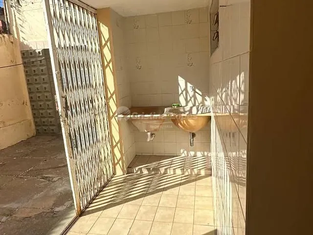 Casa com 600m² 4 quartos e 5 banheiros, à venda, no bairro São João em Teresina