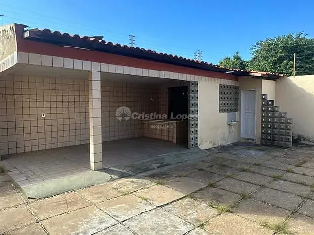 Casa com 600m² 4 quartos e 5 banheiros, à venda, no bairro São João em Teresina