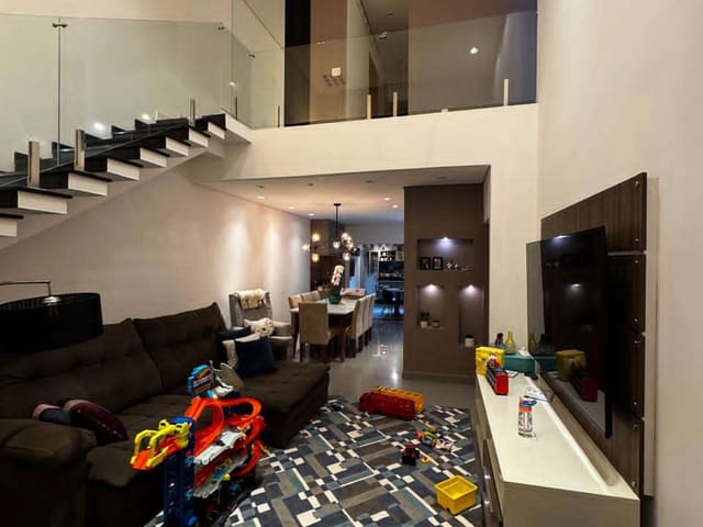 Casa 3 quartos e 2 banheiros, à venda, no bairro Real Park Tietê Jundiapeba em Mogi das Cruzes