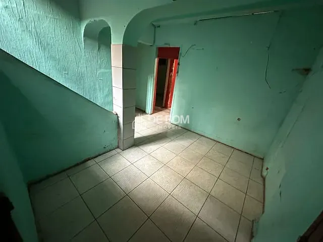 Casa com 217m², para alugar, no bairro Centro em Poços de Caldas