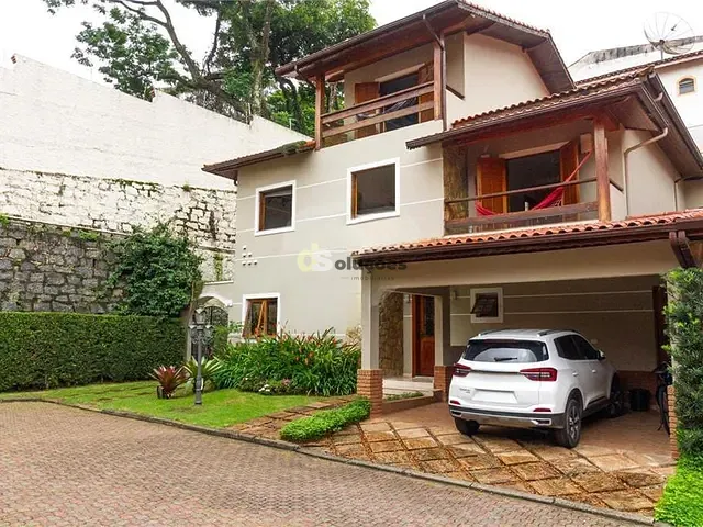 Casa 4 quartos e 5 banheiros, à venda, no bairro Tremembé em São Paulo
