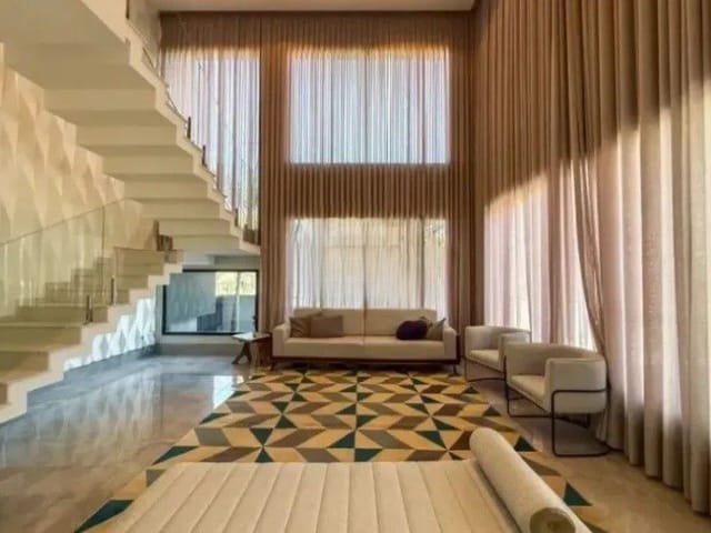 Casa com 465m² 4 quartos e 6 banheiros, para alugar, no bairro Jardim do Golfe em São José dos Campos