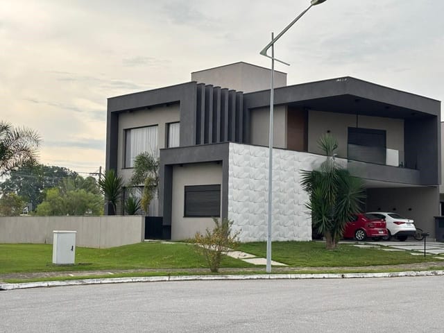 Casa com 465m² 4 quartos e 6 banheiros, para alugar, no bairro Jardim do Golfe em São José dos Campos