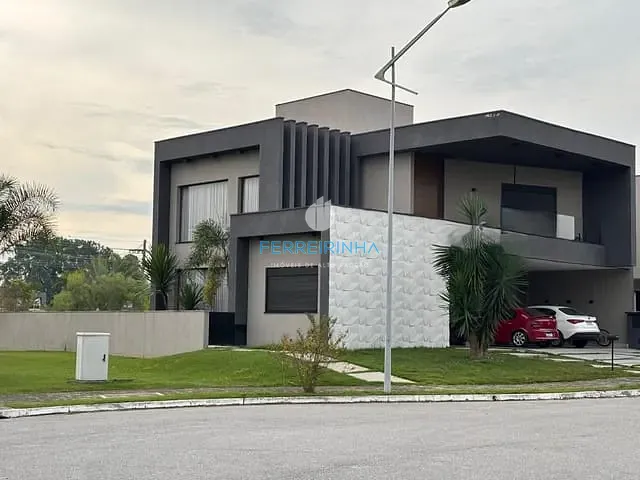 Casa com 465m² 4 quartos e 6 banheiros, à venda, no bairro Jardim do Golfe em São José dos Campos