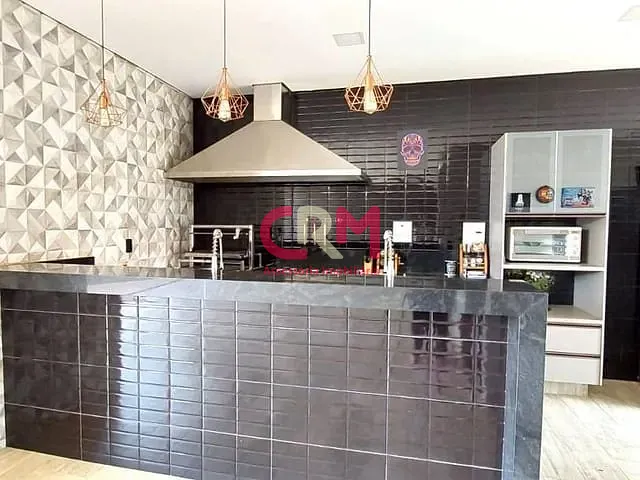 Casa com 330m² 1 quarto e 2 banheiros, à venda, no bairro Parque Residencial Laranjeiras I em Taquaritinga