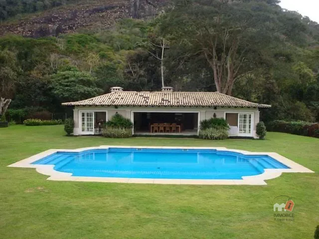 Casa com 50000m², à venda, no bairro ITAIPAVA em Petropolis