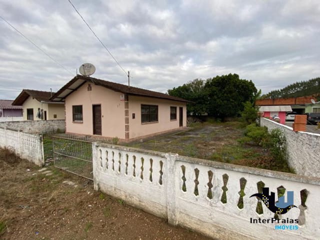 Casa com 450m² 2 quartos e 13 banheiros, à venda, no bairro Centro em Ilhota