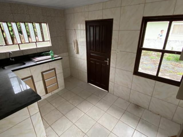 Casa com 450m² 2 quartos e 13 banheiros, à venda, no bairro Centro em Ilhota
