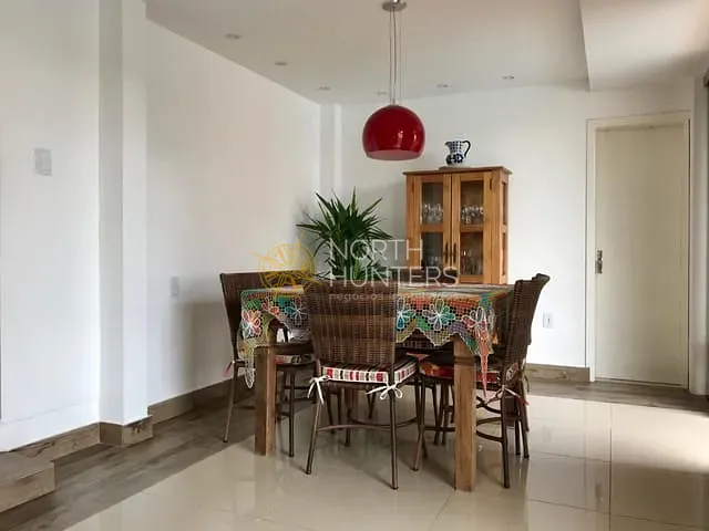 Casa com 900m² 4 quartos e 2 banheiros, à venda, no bairro Canasvieiras em Florianópolis