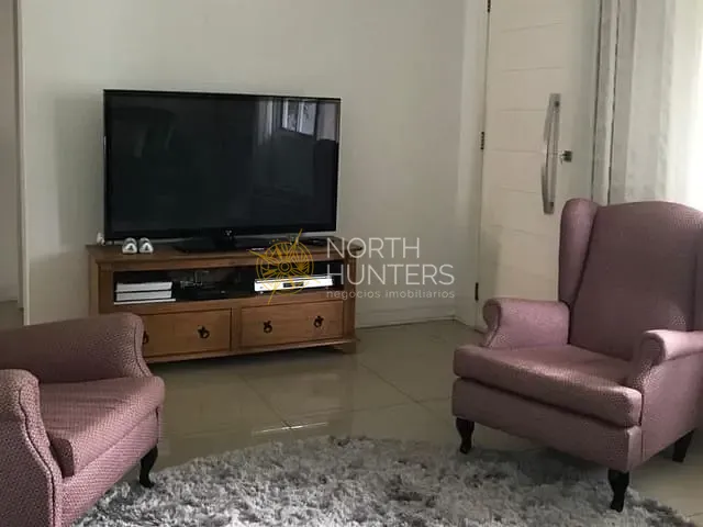 Casa com 900m² 4 quartos e 2 banheiros, à venda, no bairro Canasvieiras em Florianópolis