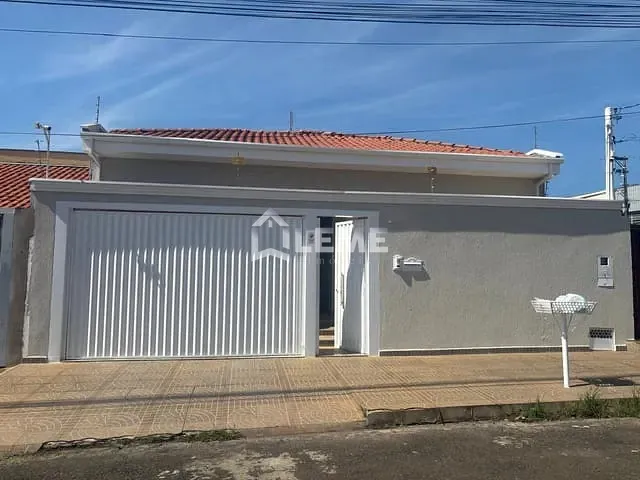 Casa com 250m² 3 quartos e 3 banheiros, à venda, no bairro Jardim São José em Mococa