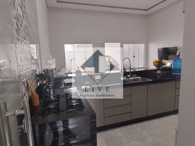 Casa com 183m² 2 quartos e 2 banheiros, à venda, no bairro Jardim Boer I em Americana