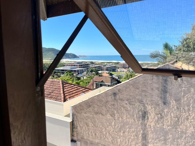 Casa com 450m² 7 quartos e 5 banheiros, à venda, no bairro Ingleses do Rio Vermelho em Florianópolis