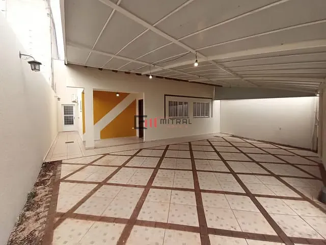 Casa com 402m² 3 quartos e 3 banheiros, à venda, no bairro Jardim Santa Alice em Londrina