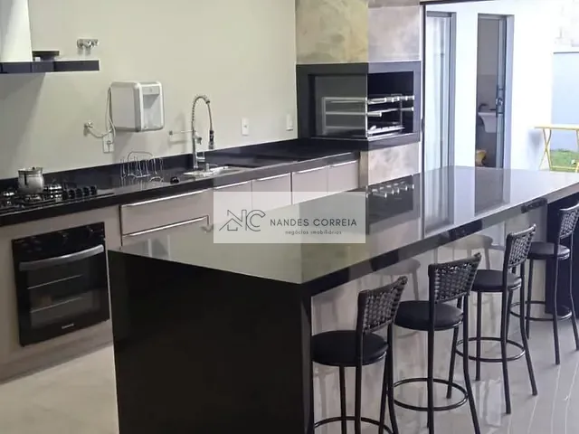 Casa 3 quartos e 3 banheiros, à venda, no bairro Indústrias Leves em Londrina