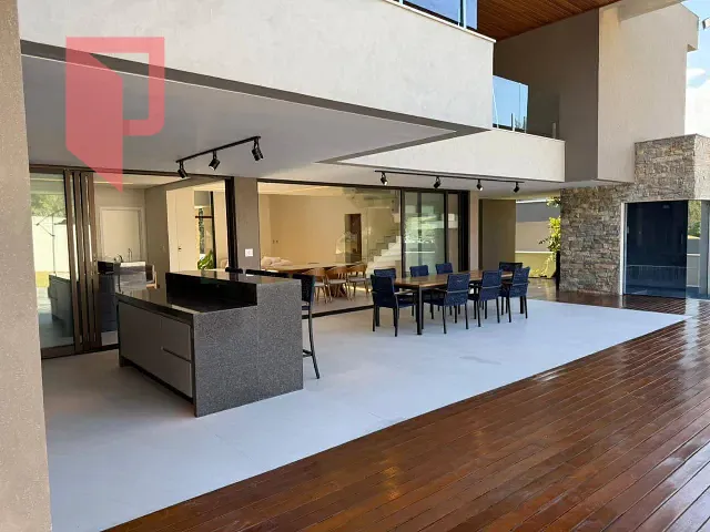 Casa com 585m² 4 quartos e 6 banheiros, à venda, no bairro Residencial Vitória I em Lagoa Santa