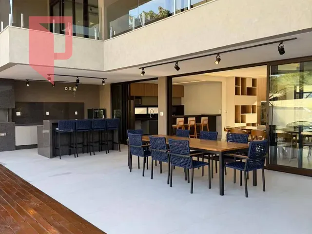 Casa com 585m² 4 quartos e 6 banheiros, à venda, no bairro Residencial Vitória I em Lagoa Santa