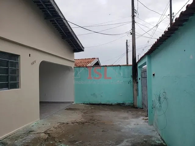 Casa 2 quartos e 1 banheiro, para alugar, no bairro Jardim Santa Lúcia em Campinas