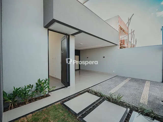 Casa com 200m² 3 quartos e 3 banheiros, à venda, no bairro Residencial Campos do Jordão em Anápolis