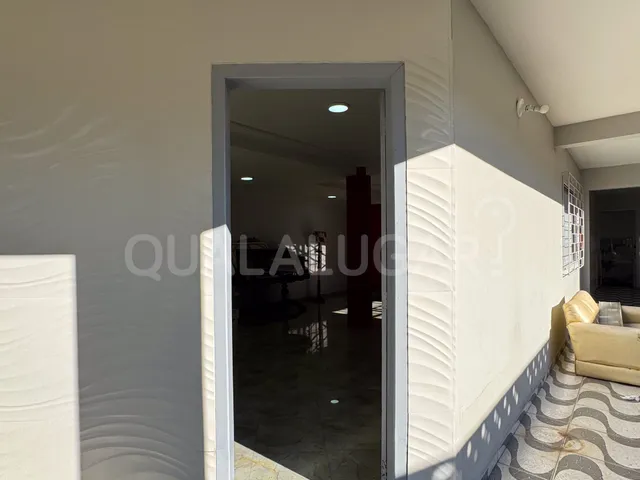 Casa 4 quartos e 2 banheiros, para alugar, no bairro Dehon em Tubarão