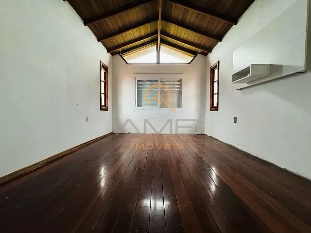 Casa com 465m² 2 quartos e 1 banheiro, à venda, no bairro Cassino em Rio Grande
