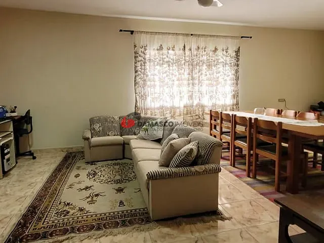 Casa com 388m² 3 quartos e 1 banheiro, à venda, no bairro Jardim em Santo André