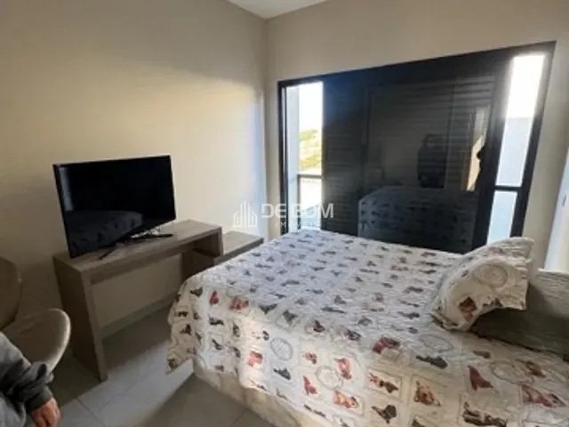 Casa 2 quartos e 2 banheiros, à venda, no bairro Residencial Belvedere em Poços de Caldas