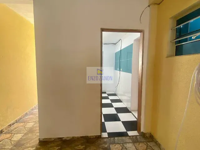 Casa com 120m² 2 quartos e 1 banheiro, para alugar, no bairro Baeta Neves em São Bernardo do Campo