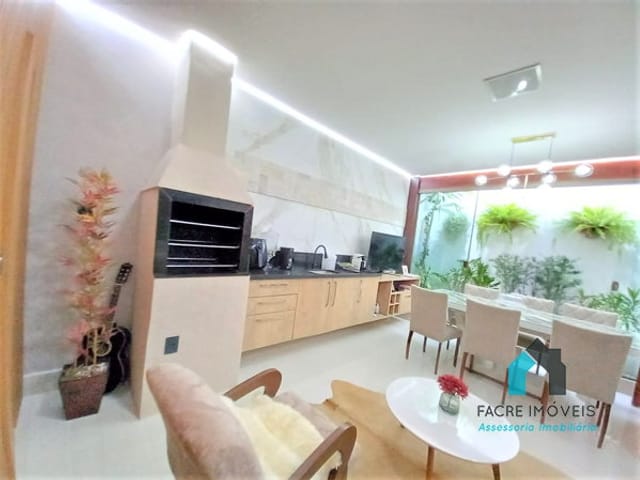 Casa com 275m² 3 quartos e 4 banheiros, à venda, no bairro Despraiado em Cuiabá