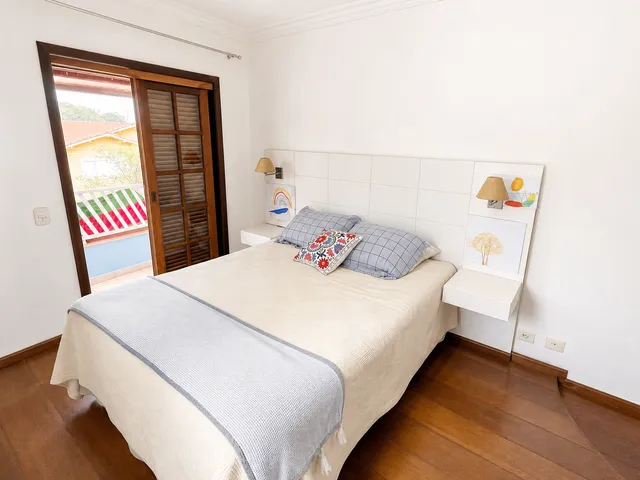 Casa 3 quartos e 5 banheiros, à venda, no bairro Vila Brasilina em São Paulo