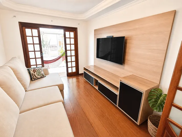 Casa 3 quartos e 5 banheiros, à venda, no bairro Vila Brasilina em São Paulo