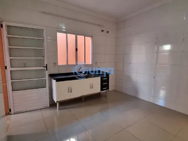 Casa 3 quartos e 2 banheiros, para alugar, no bairro Recanto Amapola em Bragança Paulista
