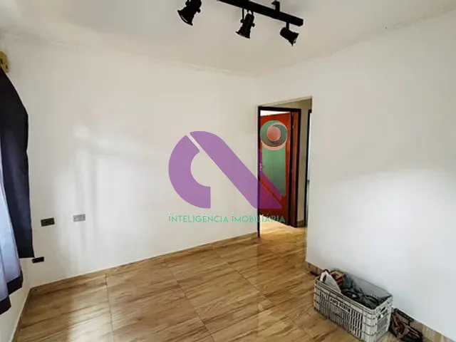 Casa 2 quartos e 1 banheiro, para alugar, no bairro Jardim das Flores em Osasco