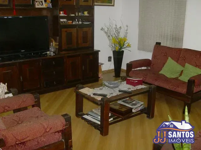 Casa com 210m² 3 quartos e 2 banheiros, à venda, no bairro Vila Cláudia em São Paulo