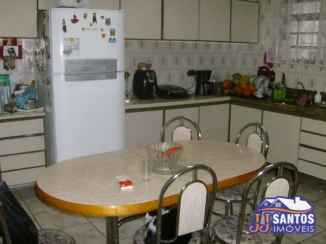 Casa com 210m² 3 quartos e 2 banheiros, à venda, no bairro Vila Cláudia em São Paulo
