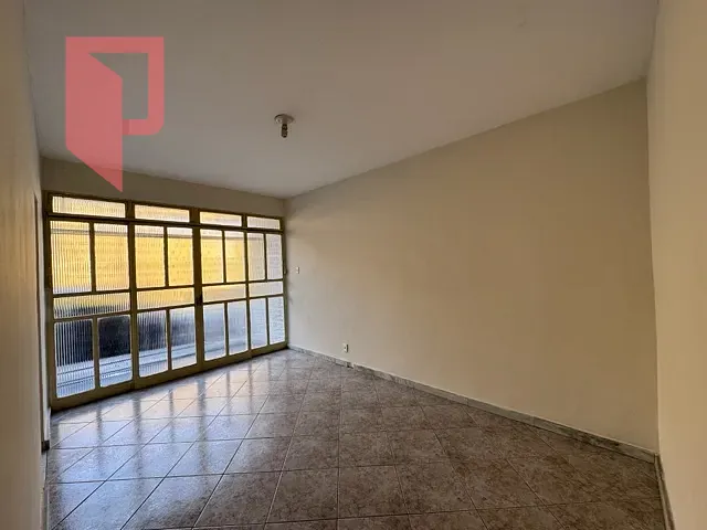 Casa 3 quartos e 1 banheiro, para alugar, no bairro Caiçara-Adelaide em Belo Horizonte
