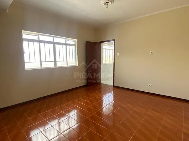 Casa 2 quartos e 3 banheiros, à venda, no bairro Santana do Pedregal em Poços de Caldas