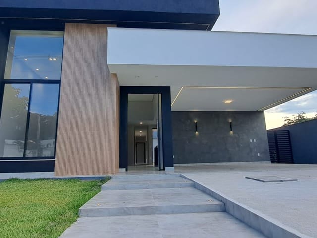 Casa 3 quartos e 2 banheiros, à venda, no bairro Viverde II em Rio das Ostras