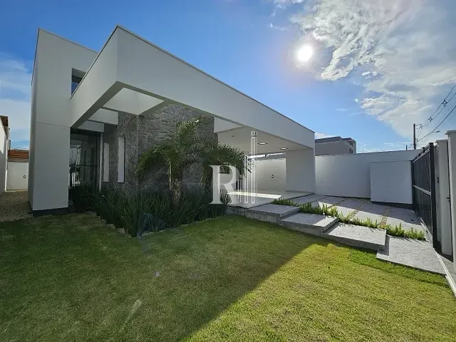 Casa com 361m² 4 quartos e 3 banheiros, à venda, no bairro Areias em Tijucas