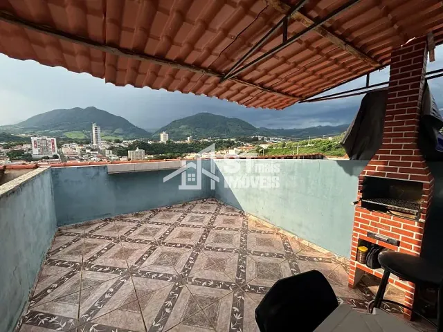 Casa com 183m² 2 quartos e 1 banheiro, à venda, no bairro Pirapitinga em Andradas