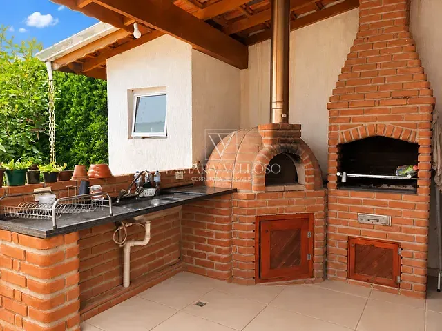 Casa 3 quartos e 3 banheiros, à venda, no bairro Vila Lavínia em Mogi das Cruzes