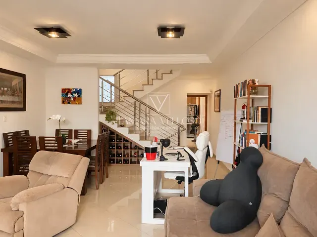 Casa 3 quartos e 3 banheiros, à venda, no bairro Vila Lavínia em Mogi das Cruzes