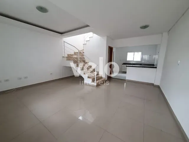 Casa com 185m² 3 quartos e 3 banheiros, à venda, no bairro Vila Areao em Taubaté