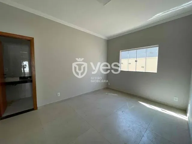 Casa 2 quartos e 1 banheiro, à venda, no bairro Parque das Mangabeiras em Araxá