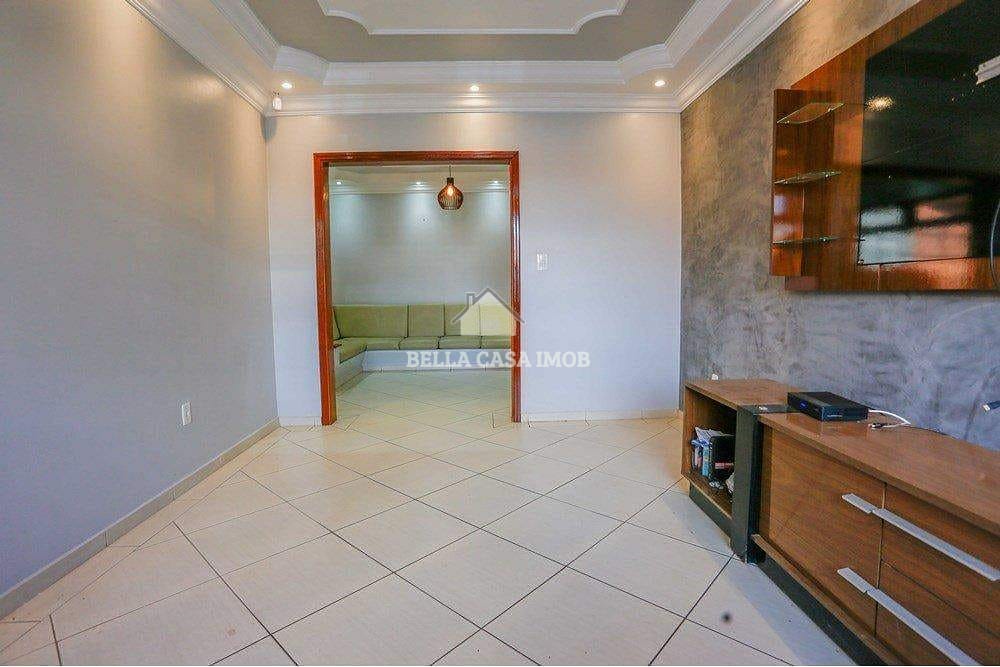 Casa à venda com 4 quartos, 192m² - Foto 4