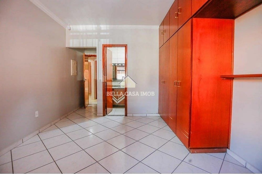 Casa à venda com 4 quartos, 192m² - Foto 20